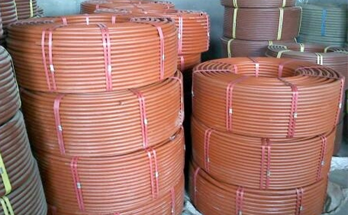 提升工程安全：聚乙烯(RPE)阻燃金凤穿线管在现代建筑中的应用